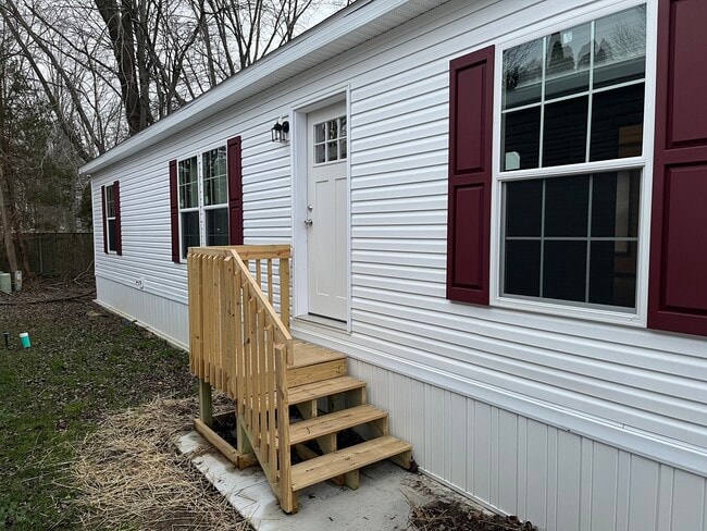 Foto del edificio - 6610 Lear Nagle Rd