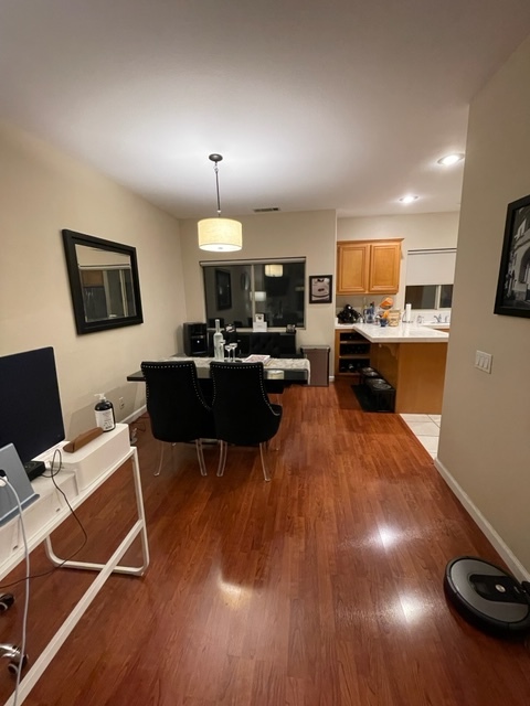 Dining Area - 500 N Rosemead Blvd