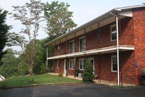 Primary Photo - 64 Webb Cove Rd