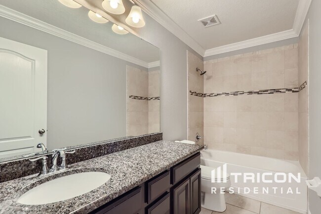 Building Photo - 3282 Toscana Dr