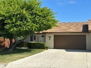 Building Photo - 1743 Northview Pl