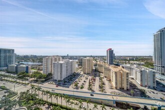 Building Photo - 1830 S Ocean Dr