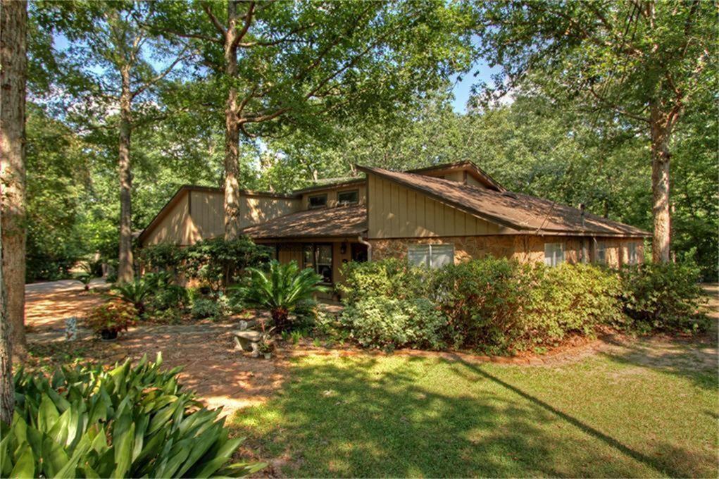 Foto principal - 10456 Champion Village Dr