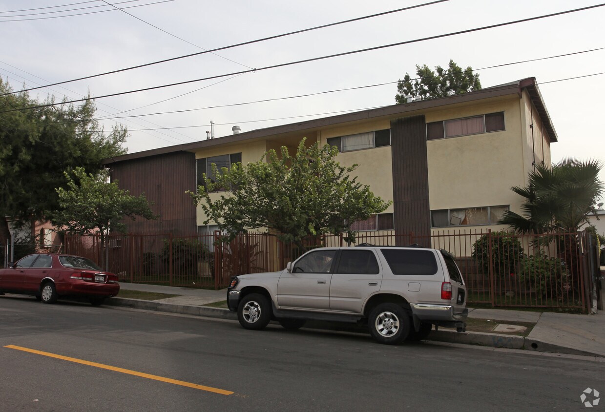 Foto del edificio - 5624 Meridian St
