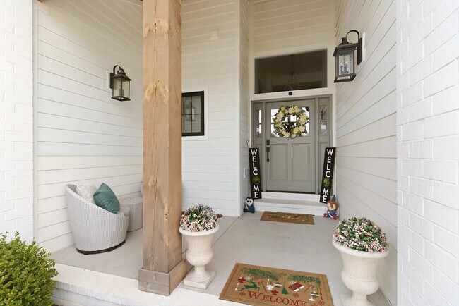 Foto del edificio - 703 S Hickory Dr