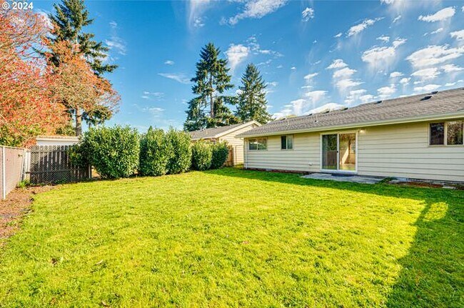does this count as a patio? - 806 SE 110th Ave