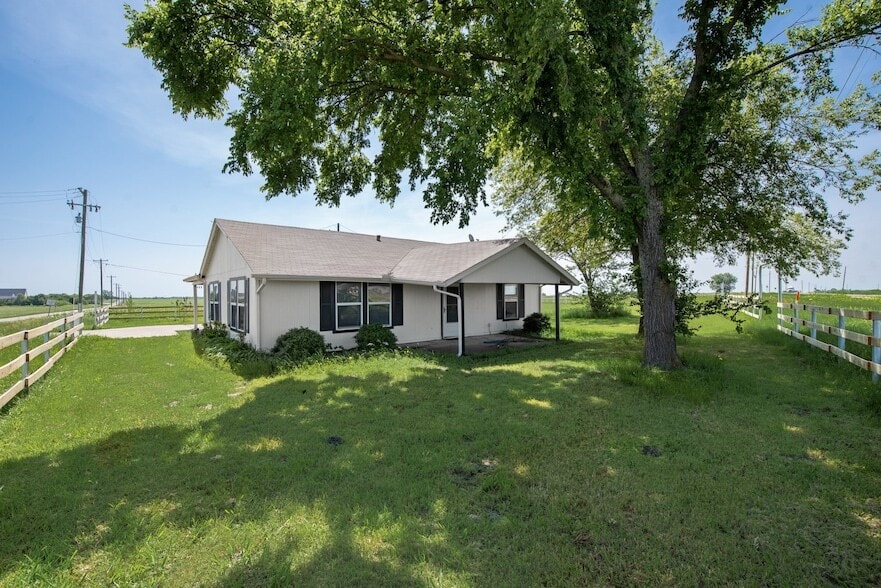 Photo - 354 N Fm 1138 Unit