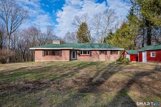 Building Photo - 220 Upper Grassy Hill Rd