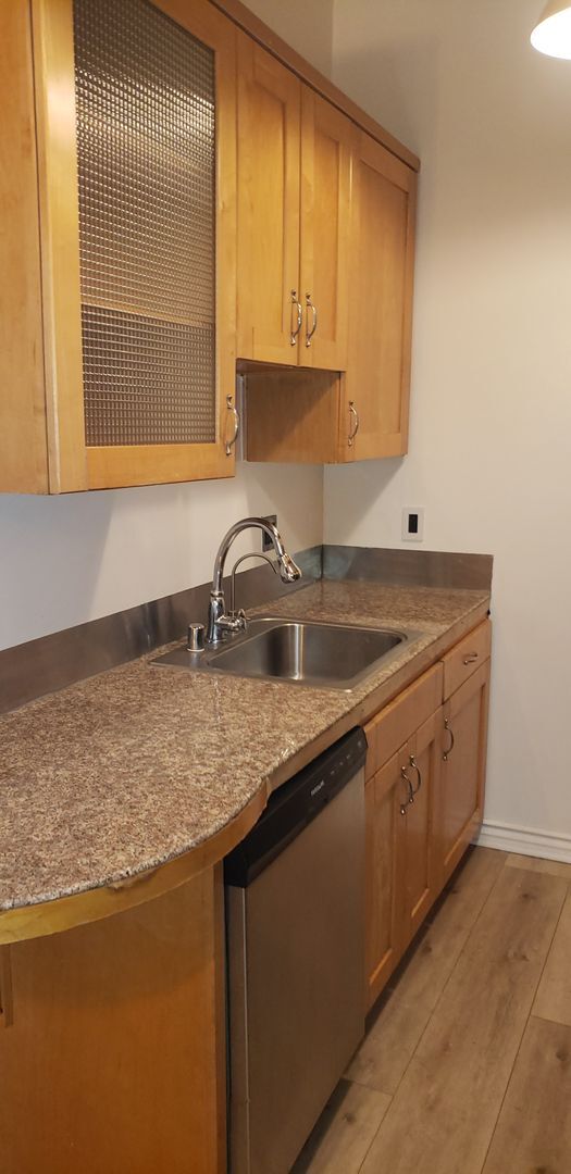 Foto del edificio - Awesome 2 Bedroom 1 bath unit Downtown LA ...