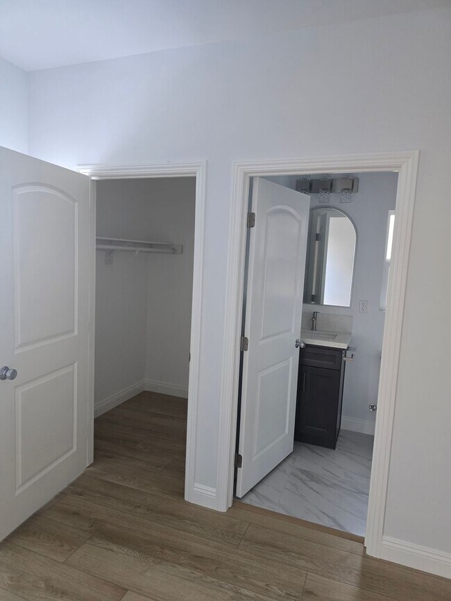 Foto del edificio - Brand New 3-Bed, 2-Bath ADU in Prime Westm...