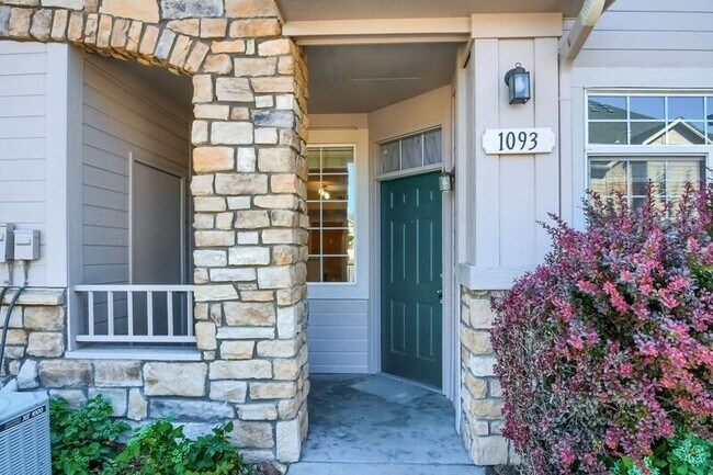 Foto del edificio - 9488 E Florida Ave