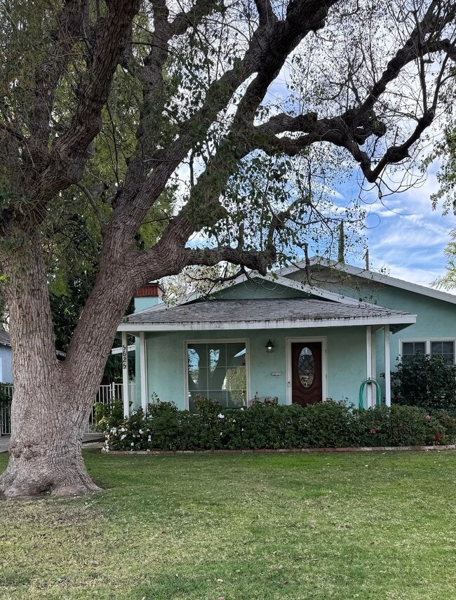 Exterior - 5625 Cantaloupe Ave