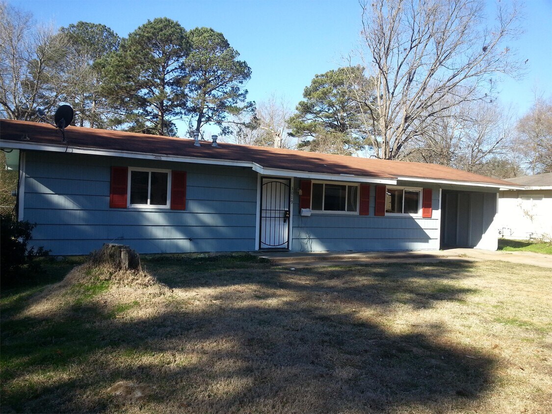 3019 Lakewood Dr, Jackson, MS 39212 House Rental in Jackson, MS