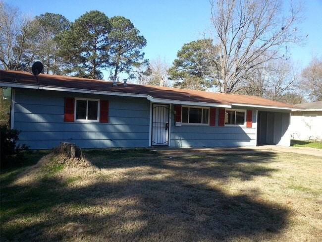 Photo - 3019 Lakewood Dr (Jackson, MS) House