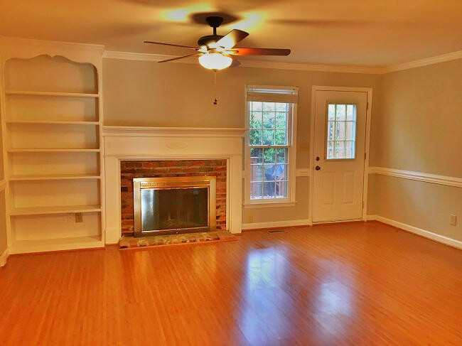 Building Photo - Beautiful 2 Bed 2 Ba Townhome in an Amazin...