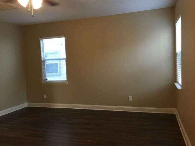Building Photo - 15310 Lucky Star Dr