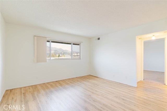 Foto del edificio - 540 W California Ave