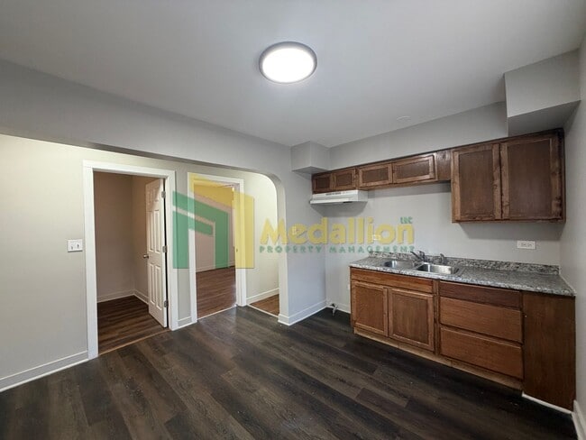 Building Photo - 12430 S Wentworth Ave