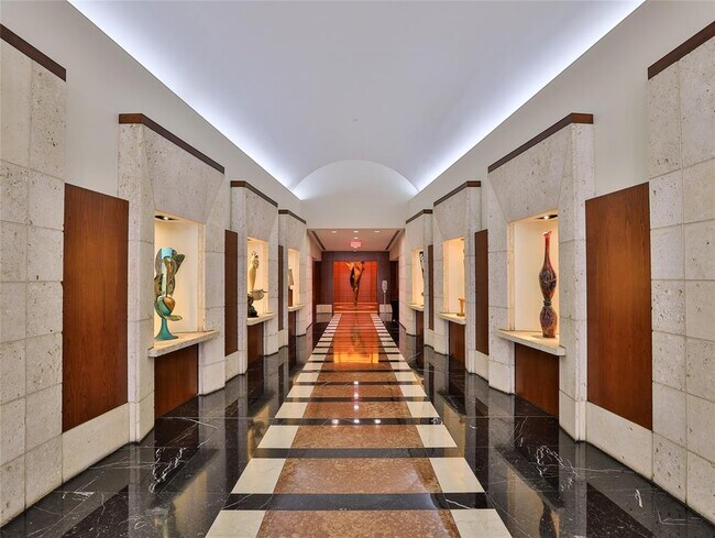 Foto del edificio - 500 Throckmorton St