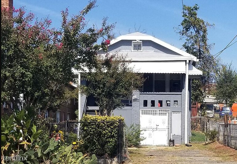 Primary Photo - 2 br, 1 bath House - 4380 Benning Rd NE