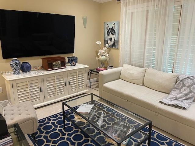 Foto del edificio - 9705 SW 214th Terrace