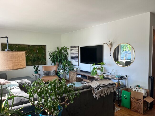 Foto del edificio - 5604 Alder Rd