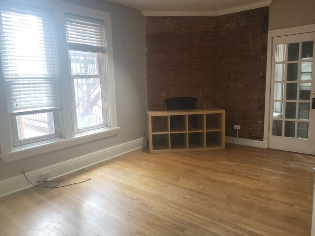 Foto del edificio - 5524 Stanton Ave