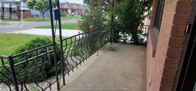Photo du bâtiment - 1634 Langlois Ave