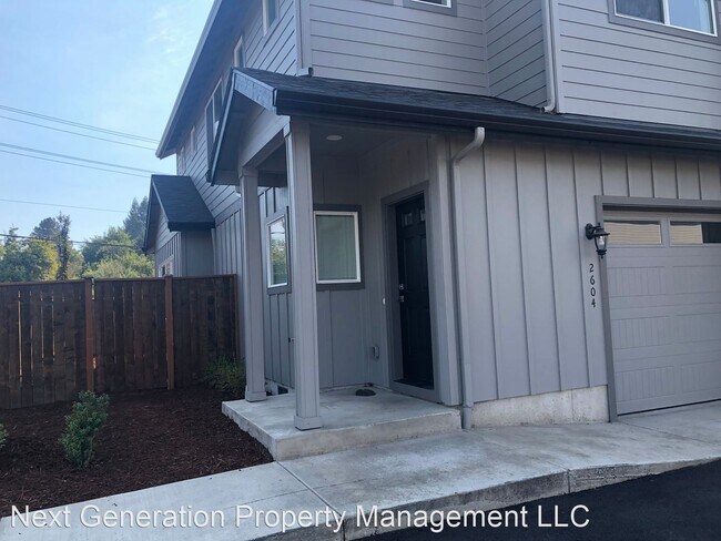 Building Photo - 3 br, 2.5 bath House - 2604 Ross Lane
