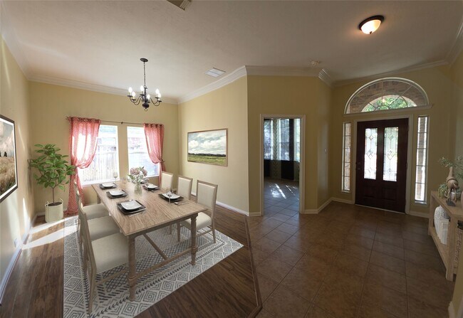 Building Photo - 16006 Wilmington Park Ln