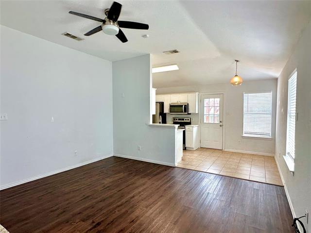 Foto del edificio - 4924 Mountain Ridge Ln