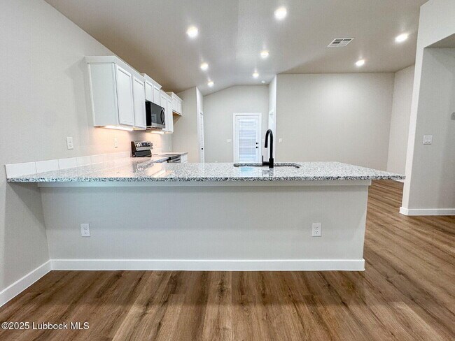 Foto del edificio - 7441 28th St
