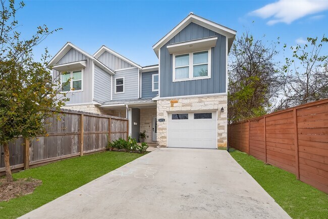 Foto del edificio - 5417 Texas St