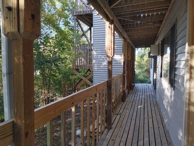 Foto del edificio - $925 | 1 Bedroom, 1 Bathroom Apartment | N...
