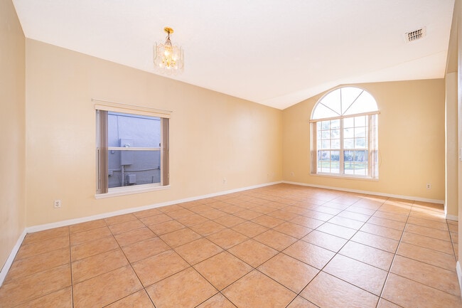 Foto del edificio - 10831 Leader Ln