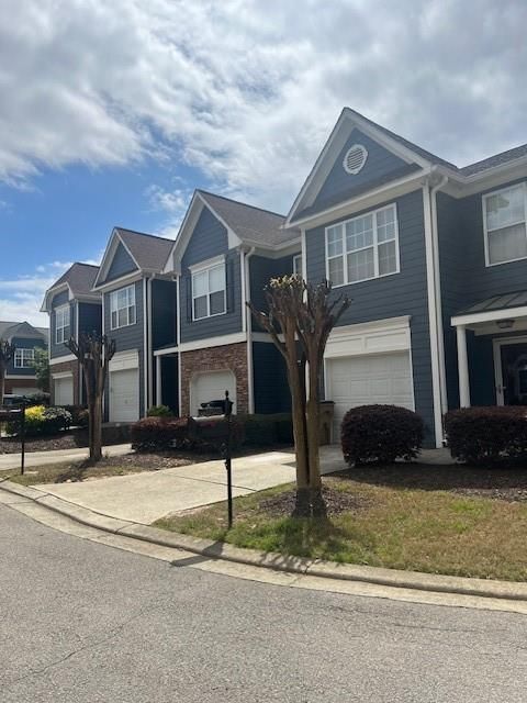 Foto del edificio - 6283 Shoreview Cir