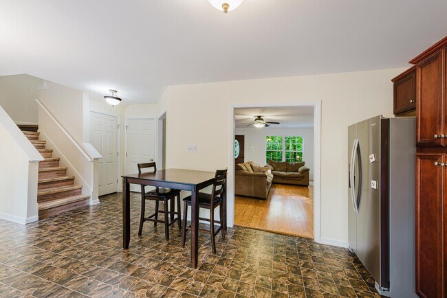 Foto del edificio - 1178 Sagamore Dr
