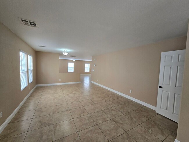 Building Photo - 4 Bedroom Rhodes Ranch Home for Rent
