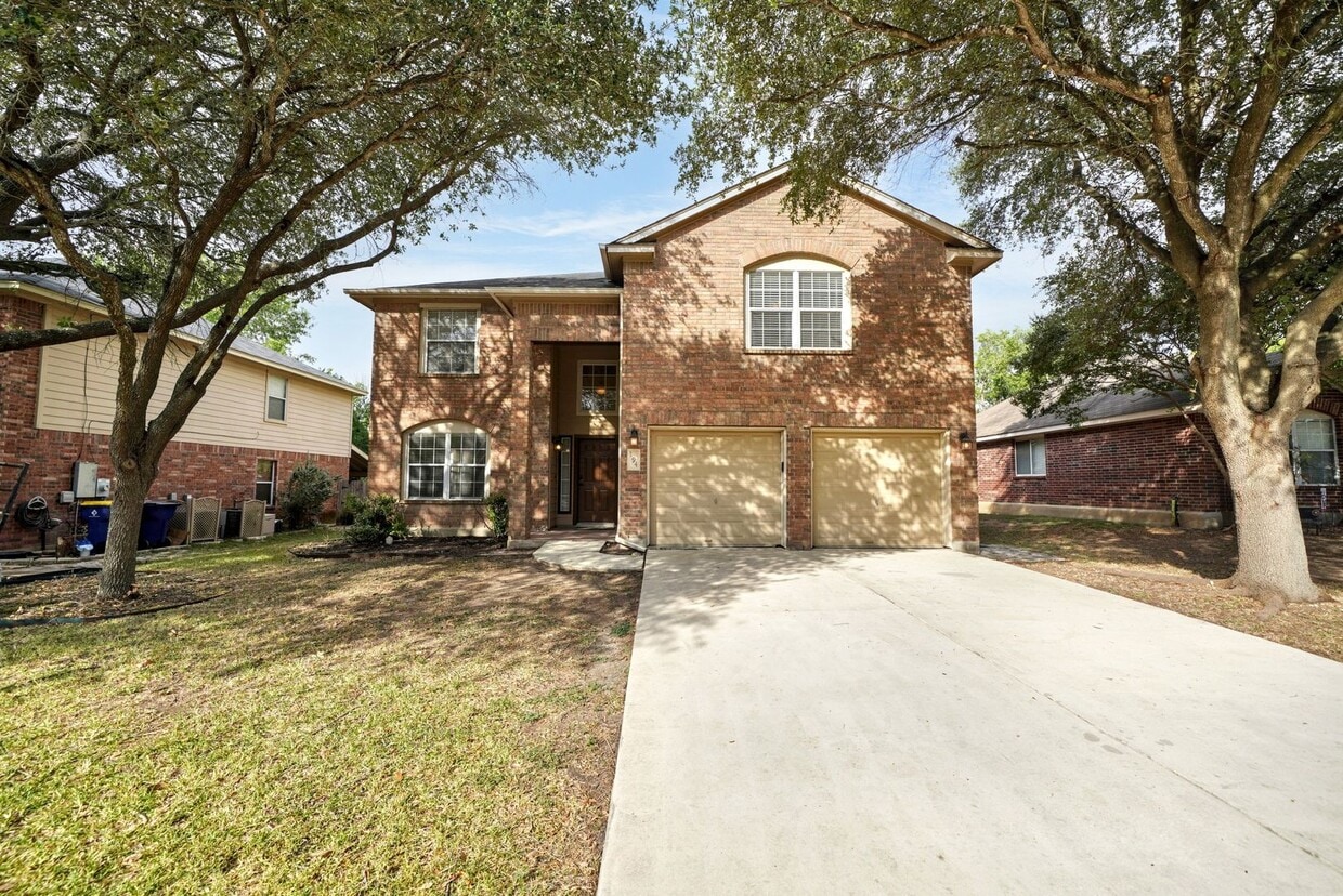 Primary Photo - Beautiful Rental now available in Thistle ...