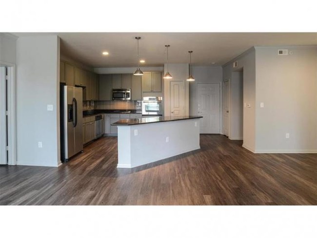 Building Photo - 1 bedroom in Austin TX 78701