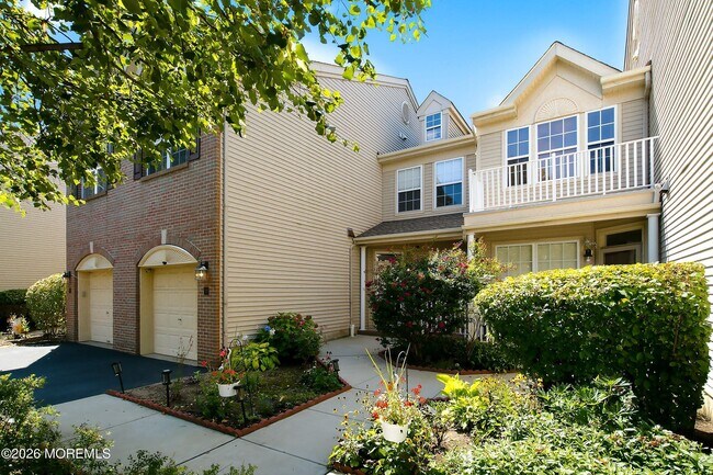 Building Photo - 90 Banyan Blvd