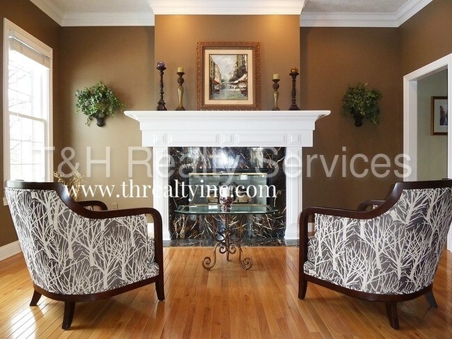 Building Photo - 4219 Heyward Ln