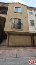 Building Photo - 26404 Vermont Ave