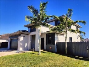 Building Photo - 15752 SW 44th Terrace