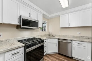 Building Photo - 7401 Auburn Oaks Ct
