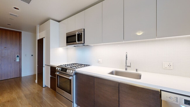 Interior Photo - Vision on Wilshire
