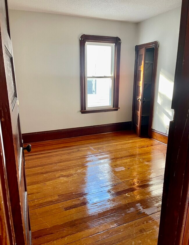 Foto del edificio - 246 Whitman St