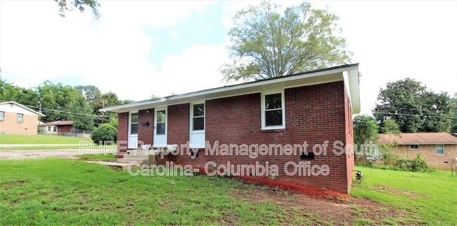 Building Photo - 206 Sullivan St