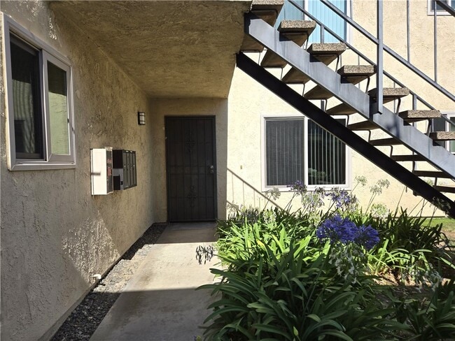 Building Photo - 15907 La Forge St