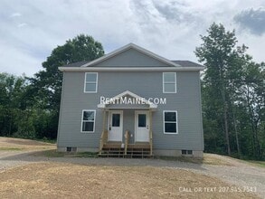 Building Photo - 17 Twin Oak Dr
